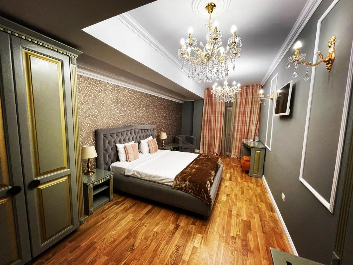 Hotel Goya Collection Târgu Jiu المظهر الخارجي الصورة