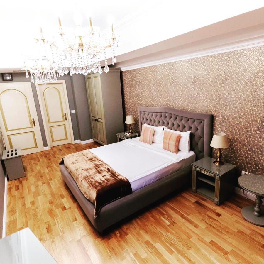 Hotel Goya Collection Târgu Jiu المظهر الخارجي الصورة