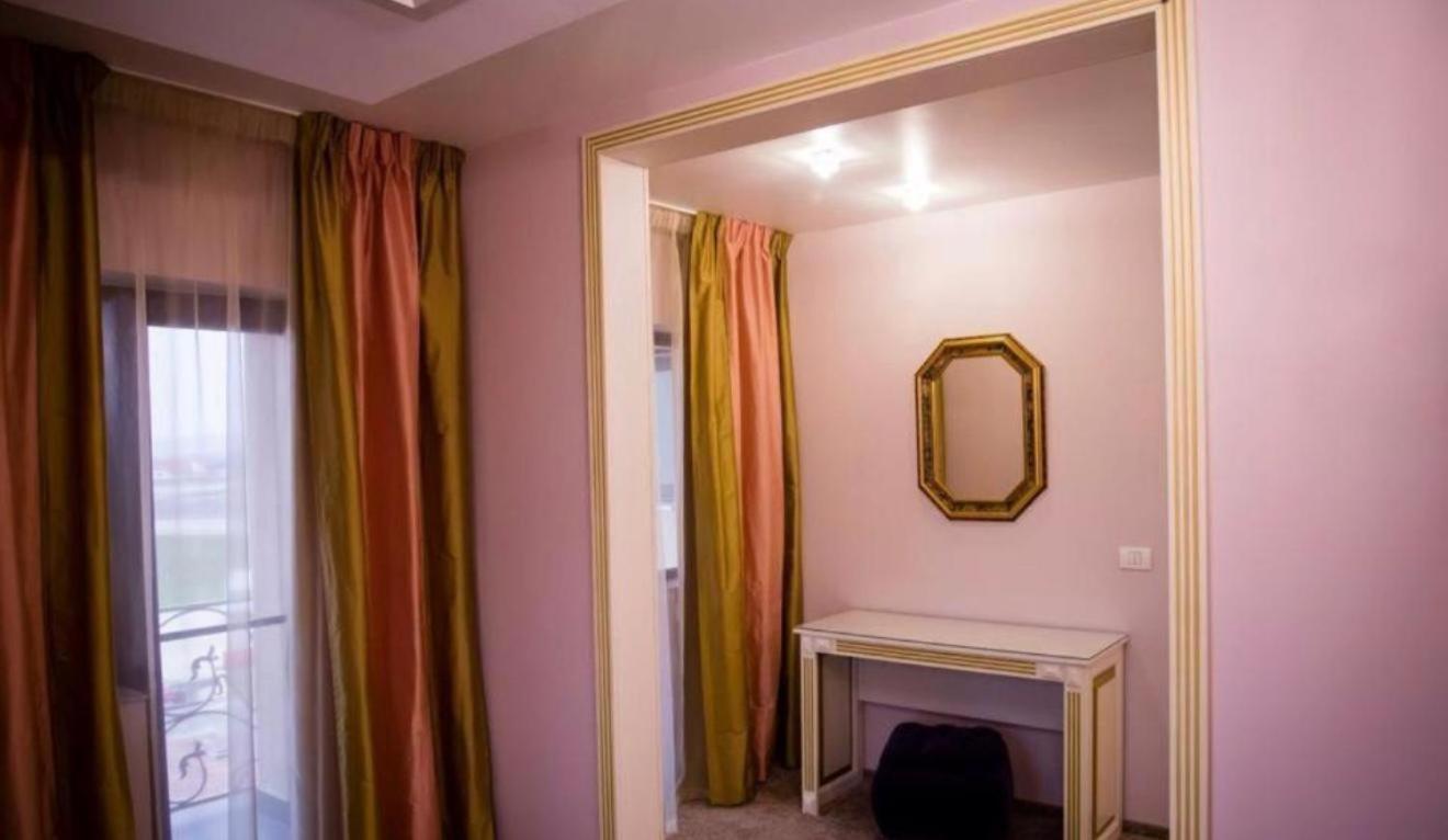 Hotel Goya Collection Târgu Jiu المظهر الخارجي الصورة