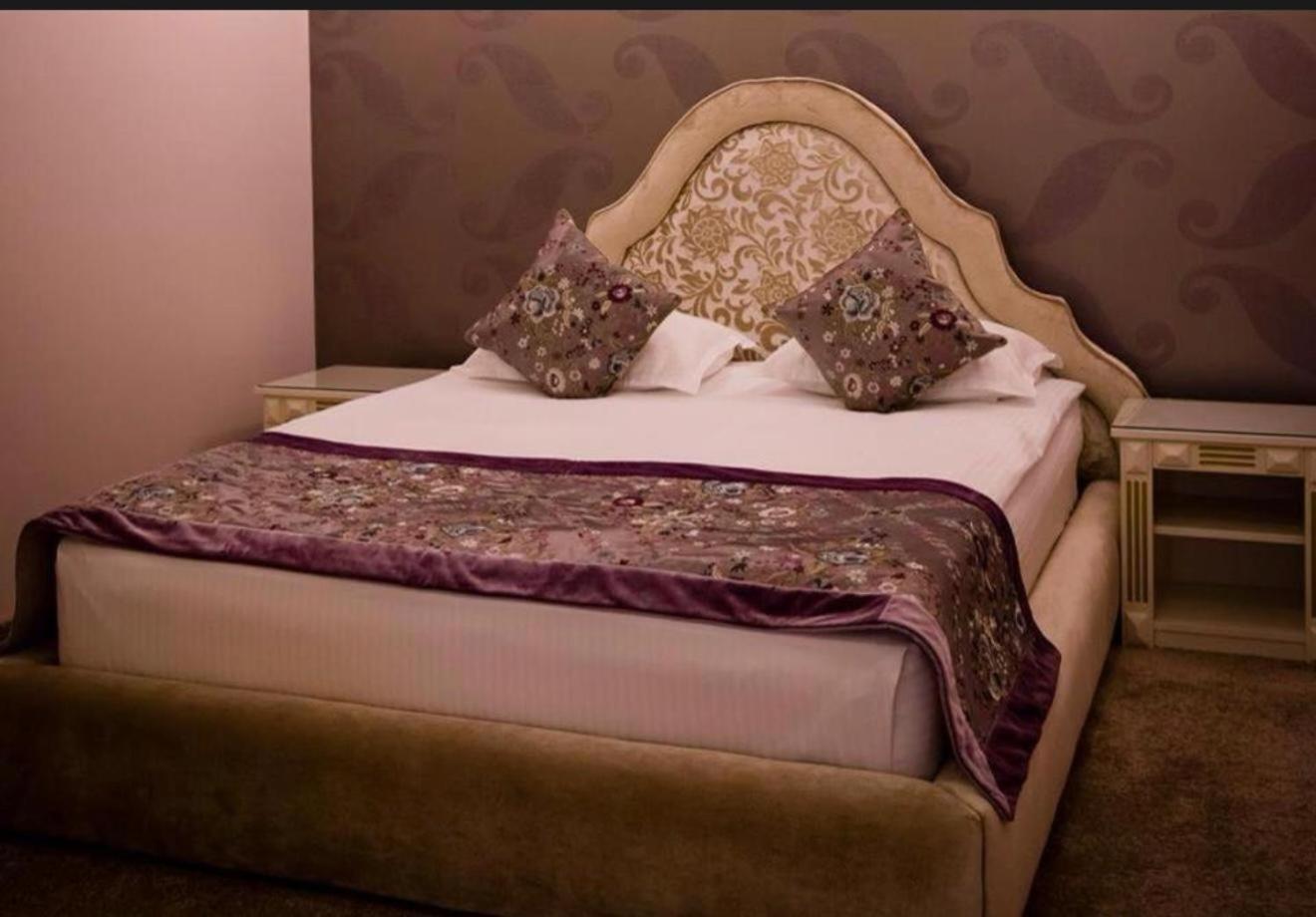 Hotel Goya Collection Târgu Jiu المظهر الخارجي الصورة