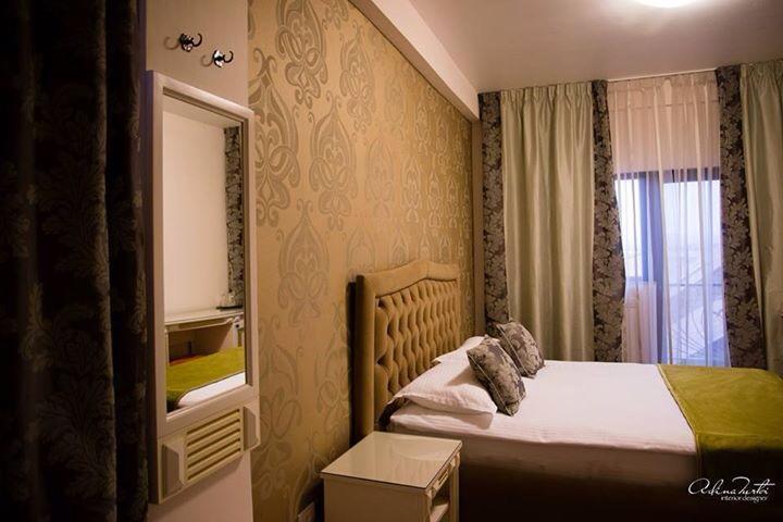 Hotel Goya Collection Târgu Jiu المظهر الخارجي الصورة