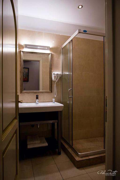 Hotel Goya Collection Târgu Jiu المظهر الخارجي الصورة