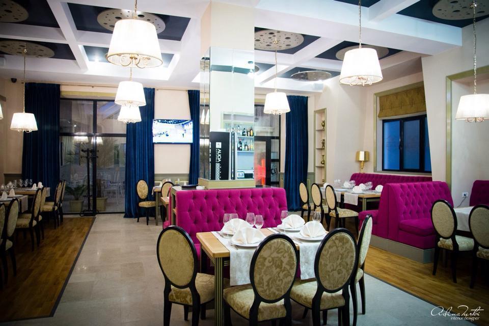 Hotel Goya Collection Târgu Jiu المظهر الخارجي الصورة