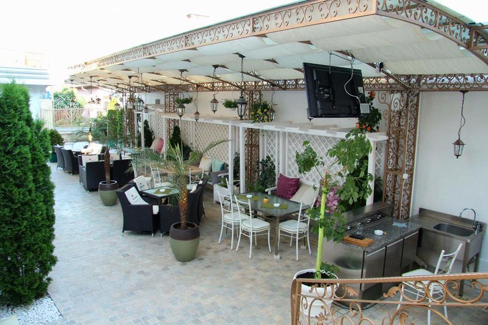 Hotel Goya Collection Târgu Jiu المظهر الخارجي الصورة